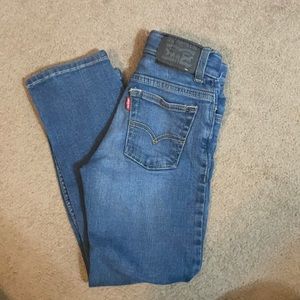 Little boys Levi’s size 7 regular